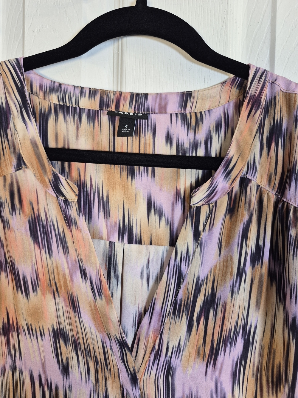Torrid Harper Georgette Blouse 3/4 Roll-Tab Sleeve Multicolor Ikat Plus Size 4 - Picture 4 of 8
